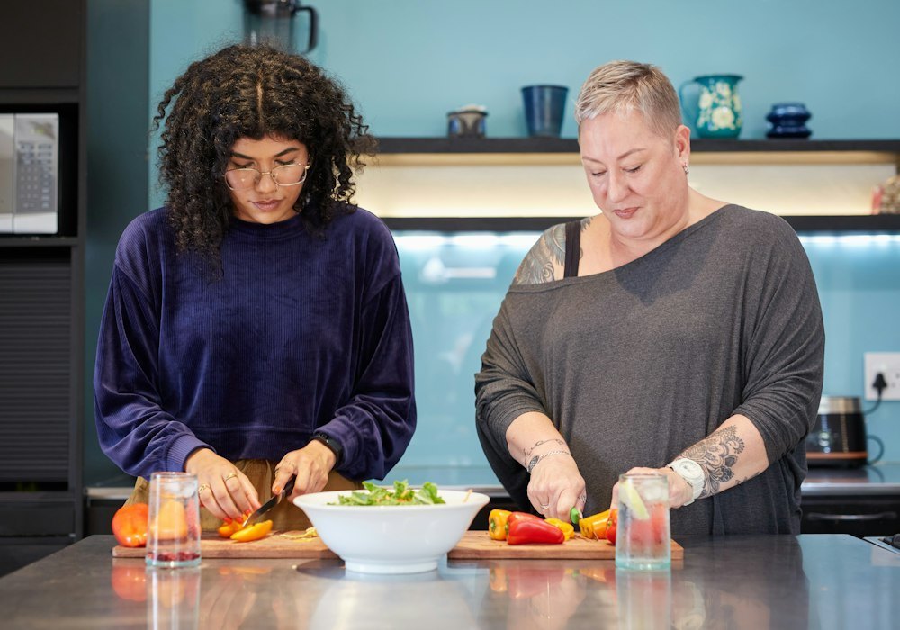 Preparing a fresh, healthy salad together